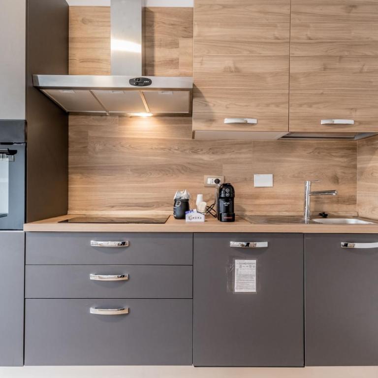 CasaCasuSuites - Appartement avec Balcon - 21