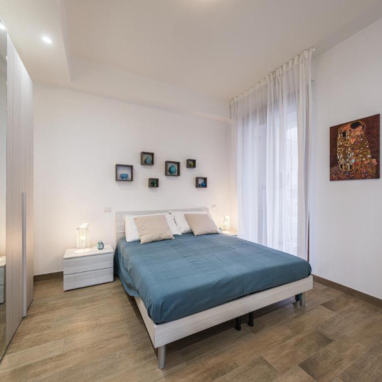 CASA BIANCHI - Appartamento con 2 Camere da Letto, Balcone e Vista mare - 18
