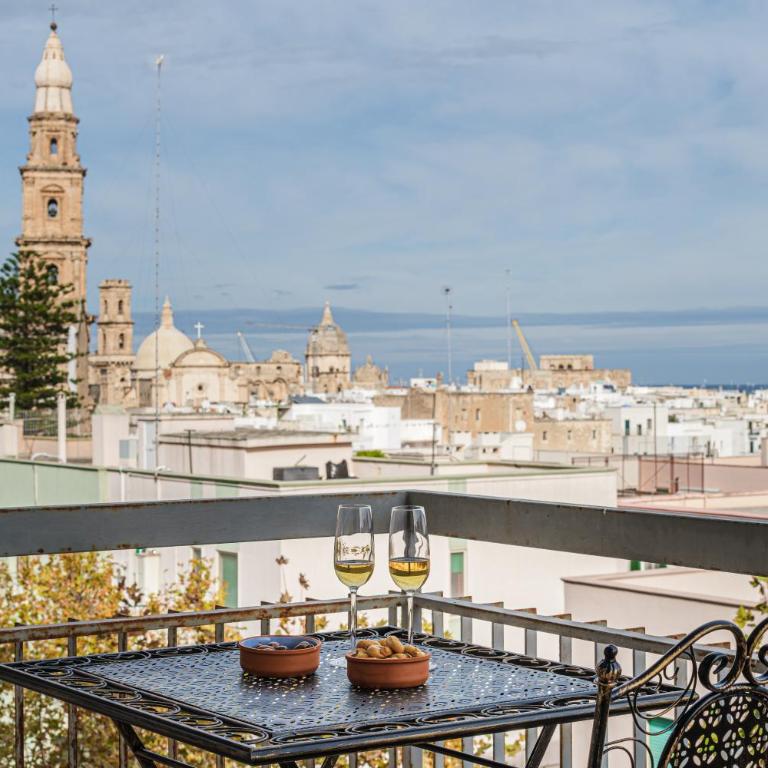 CASA BIANCHI - Appartamento con 2 Camere da Letto, Balcone e Vista mare - 22