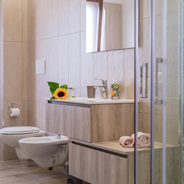 CASA BIANCHI - Appartamento con 2 Camere da Letto, Balcone e Vista mare - 29