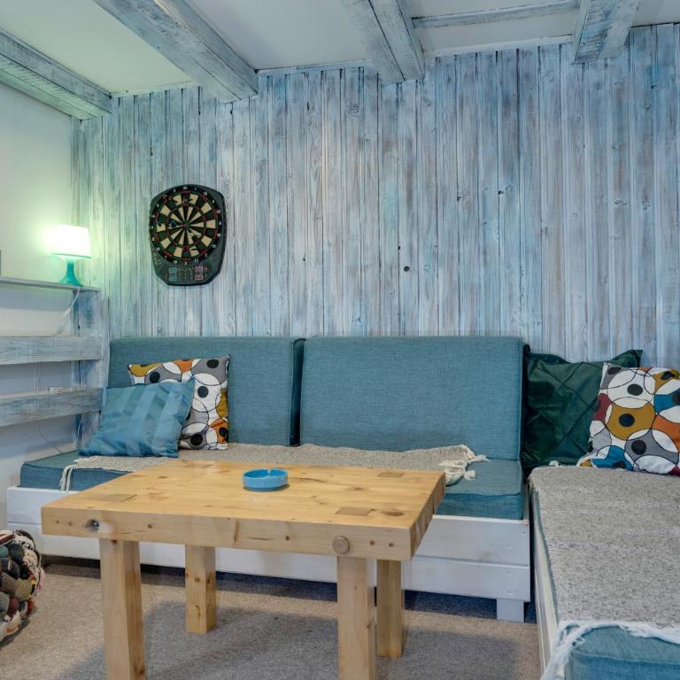 Story Mountain Chalet - Vacation Home - 27