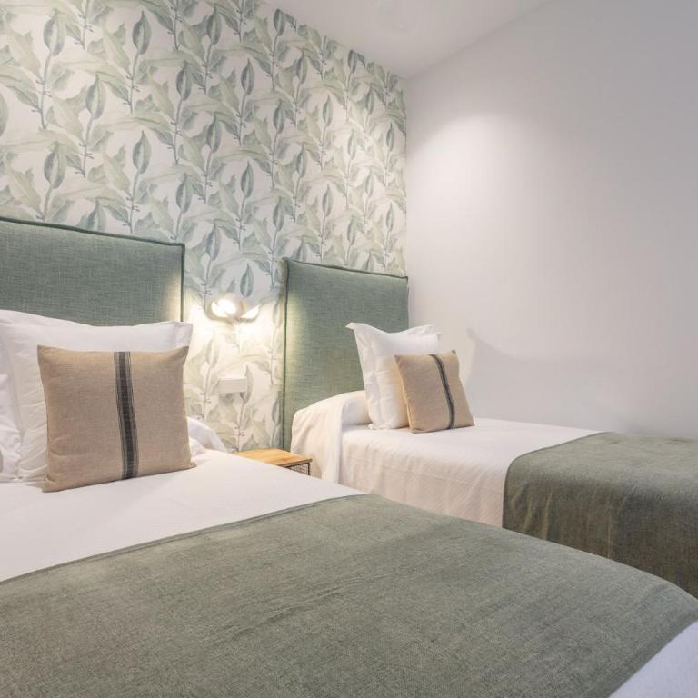 Charming 2-Bed Apartment in Conde Duque Madrid - Two-Bedroom Apartment - 14