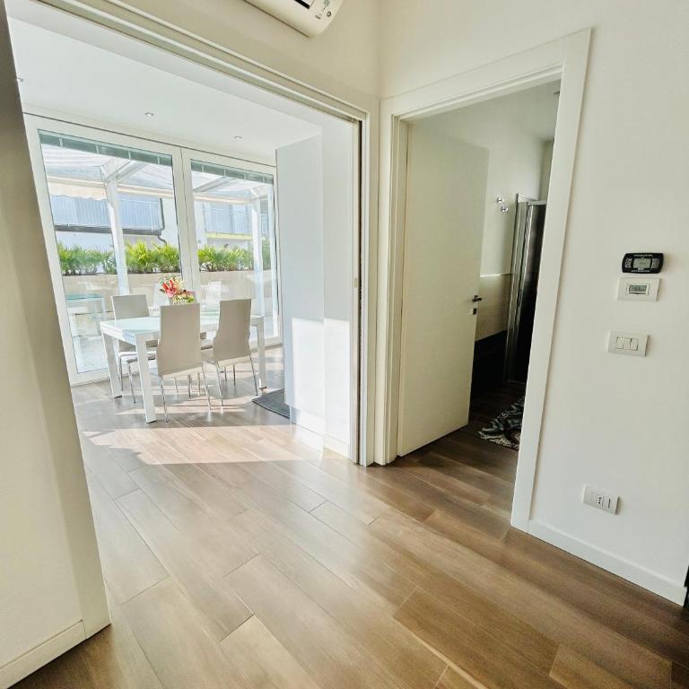 Menotti Attico-Flexrent Immobiliare Abissinia - Two-Bedroom Apartment - 33