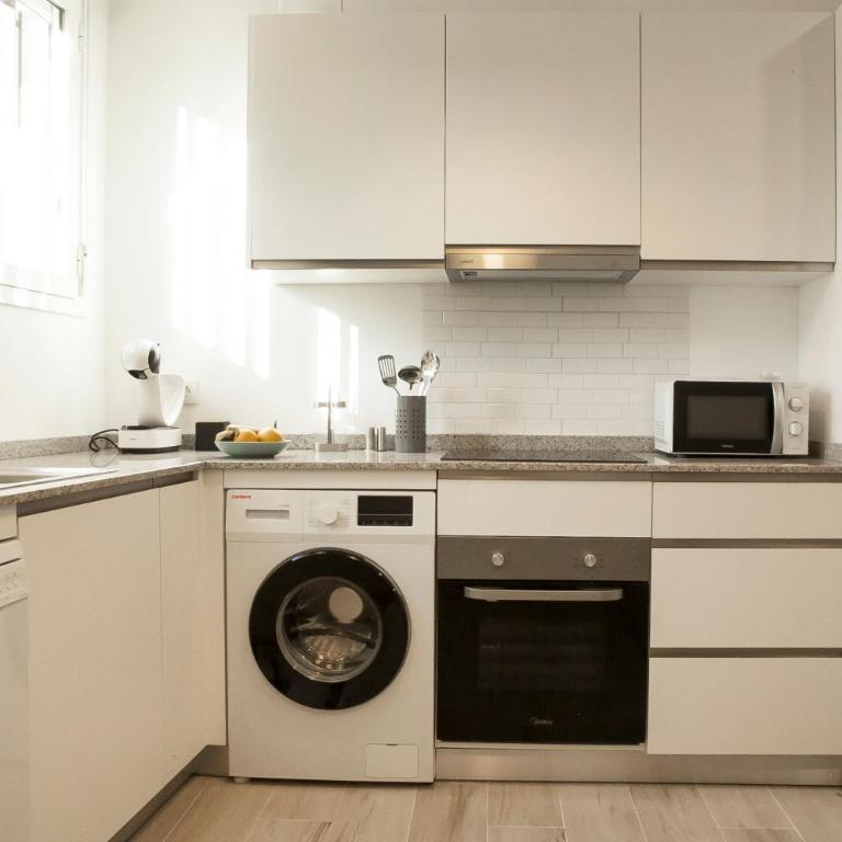 Apartamentos RG Hospital Valme - Apartamento Estudio - 13