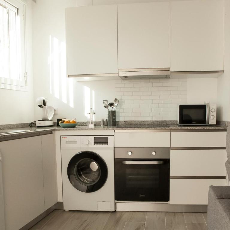 Apartamentos RG Hospital Valme - Apartamento Estudio - 24