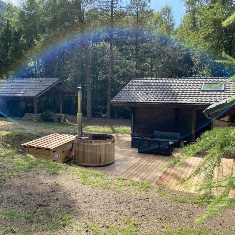 LE FISHING LODGE Chalet en bois avec bain nordique - Chalet - 45
