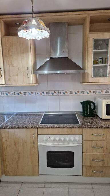 Sea view Garden Oasis (6-min walk to the Beach) - Apartamento de 1 dormitorio con balcón y vistas al mar - 6
