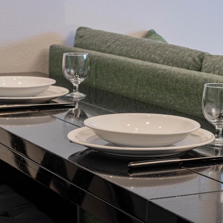 H11 [Verde Giada] Piscina - Tennis - Parcheggio - Appartamento con Vista Giardino - 16