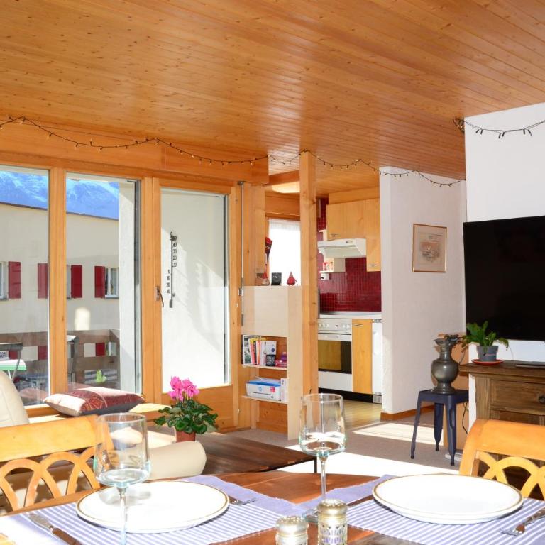 Charming and cosy apartment (sleeps 4-6 people) in a beautiful mountain village - Apartment mit 3 Schlafzimmern - 3