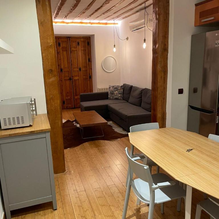 Exyca Malasaña - Apartamento con balcón - 33