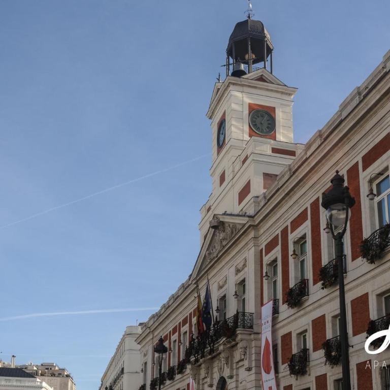 HR-Madrid-Puerta del Sol - Double Room with Private Bathroom - 16