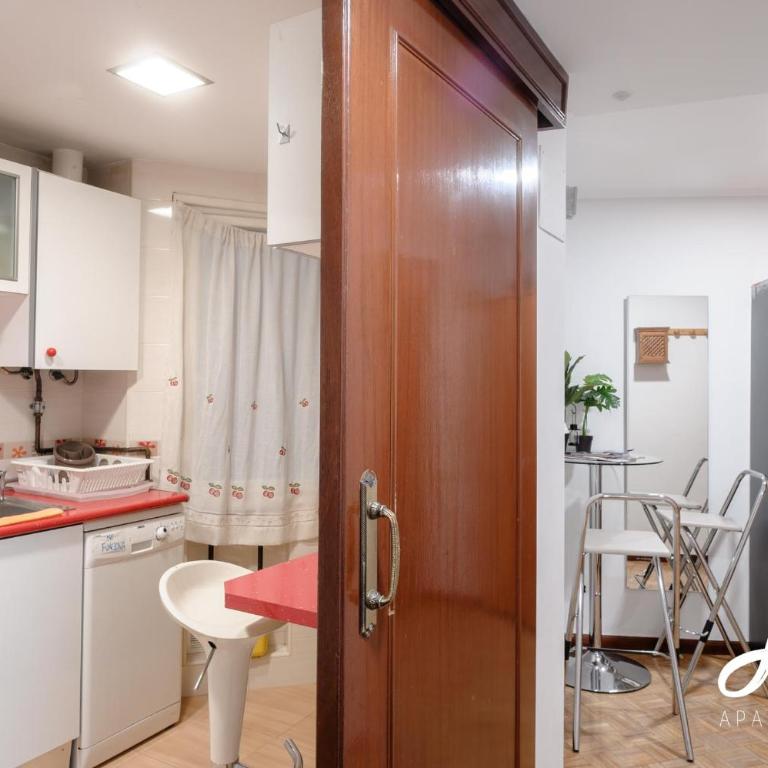 HR-Madrid-Puerta del Sol - Double Room with Private Bathroom - 30
