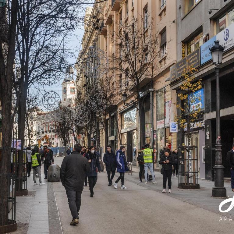 HR-Madrid-Puerta del Sol - Double Room with Private Bathroom - 31