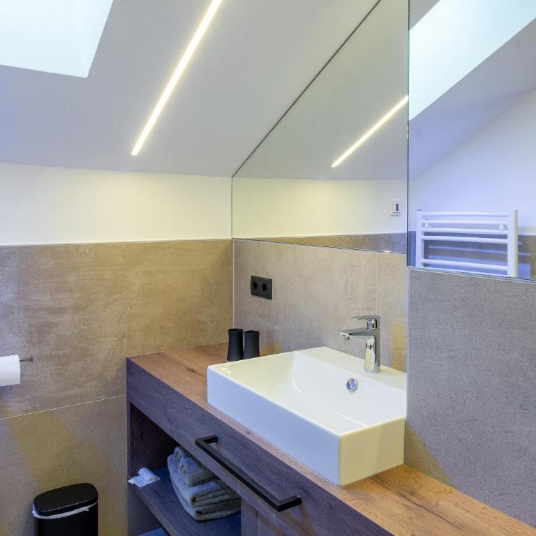 Haus Winkler - Doppelzimmer mit Balkon - 4
