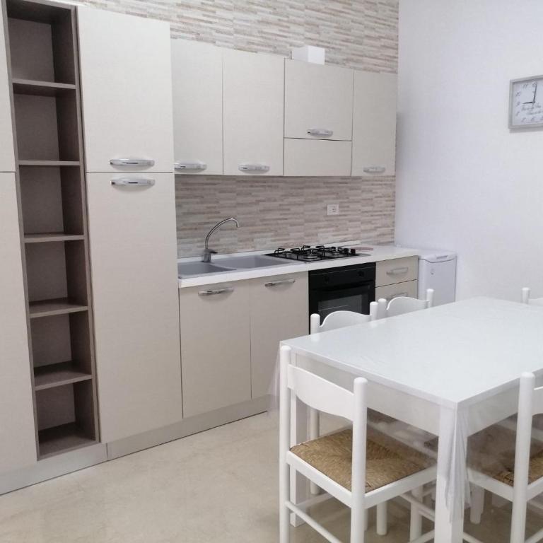 Villa Lory - Torre Lapillo - 300 mt dalla spiaggia - Casa con 1 Camera da Letto - 15