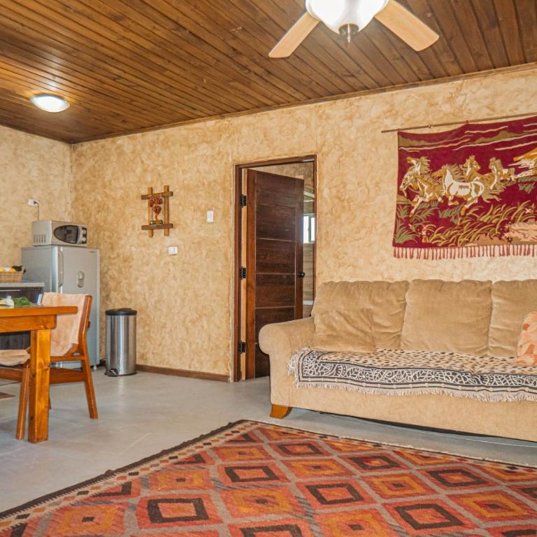 Texas Limache - Two-Bedroom Apartment - 3