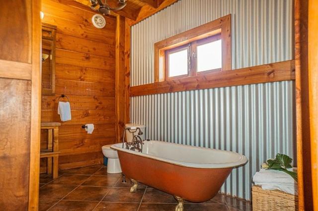 Texas Limache - One-Bedroom Cottage - 2