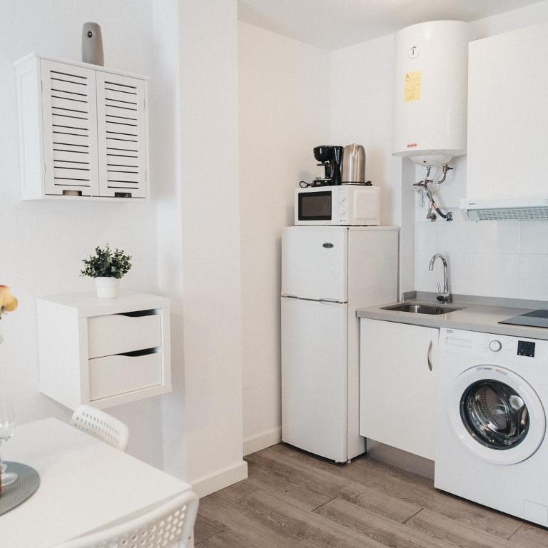 Marimel Nerja Alojamientos - Apartamento Estándar - 4