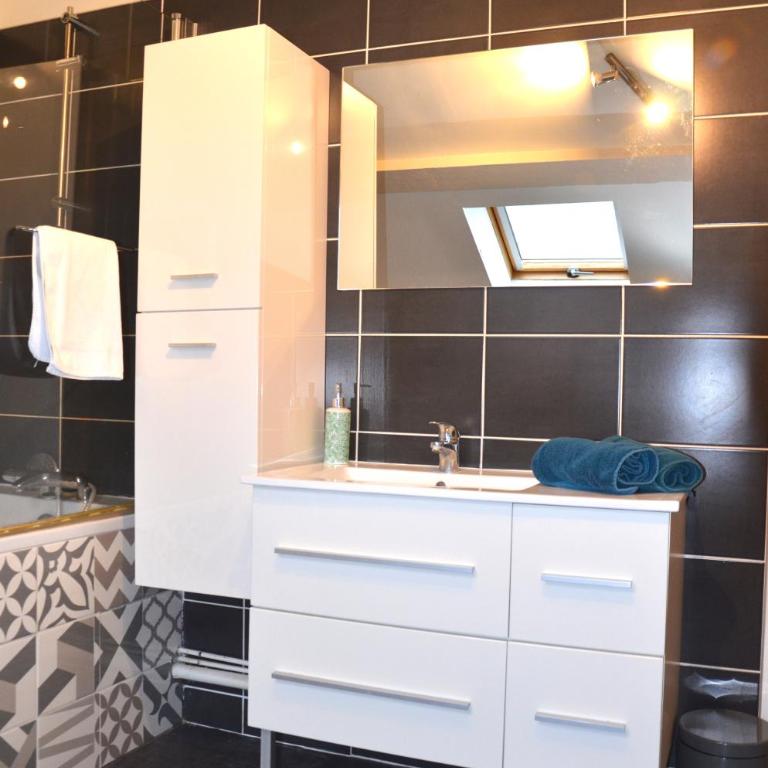 Le Cocon Troyen - Appartement 3 chambres avec 2 parkings, idéal familles et pros - Appartement 3 Chambres - 26