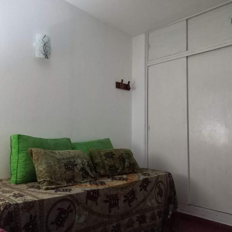 El Paso - One-Bedroom Apartment - 7