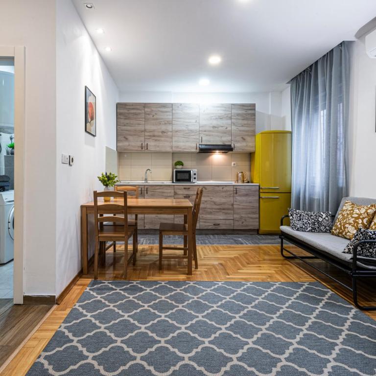 Giallo Modern Studio-Free Private Parking-Fast Wi-Fi - Studio Apartman - 7