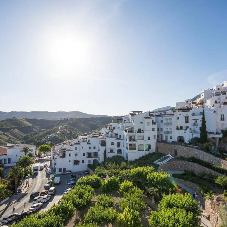 Apartamento 33, Frigiliana Spacious family Apartment with large Pool in the town center HansOnHoliday Rentals - Apartamento de 3 dormitorios - 9