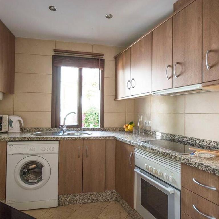 Apartamento 33, Frigiliana Spacious family Apartment with large Pool in the town center HansOnHoliday Rentals - Apartamento de 3 dormitorios - 14
