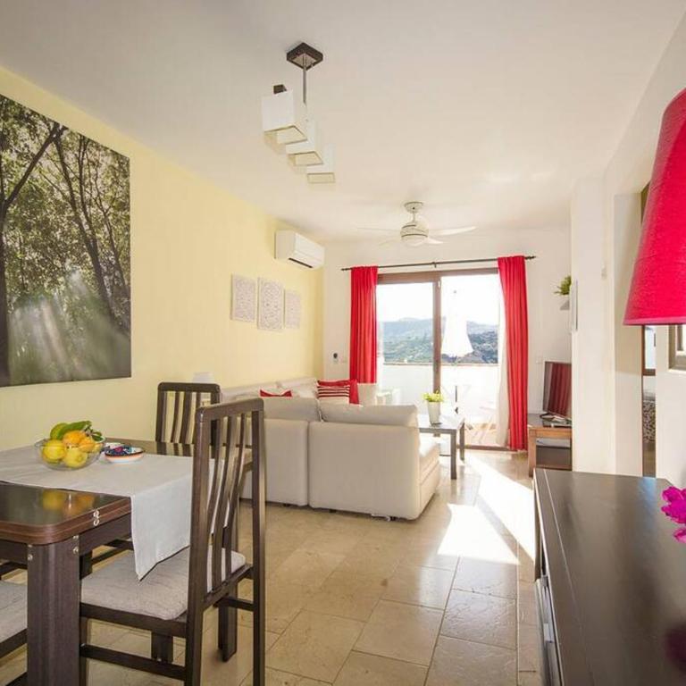 Apartamento 33, Frigiliana Spacious family Apartment with large Pool in the town center HansOnHoliday Rentals - Apartamento de 3 dormitorios - 15