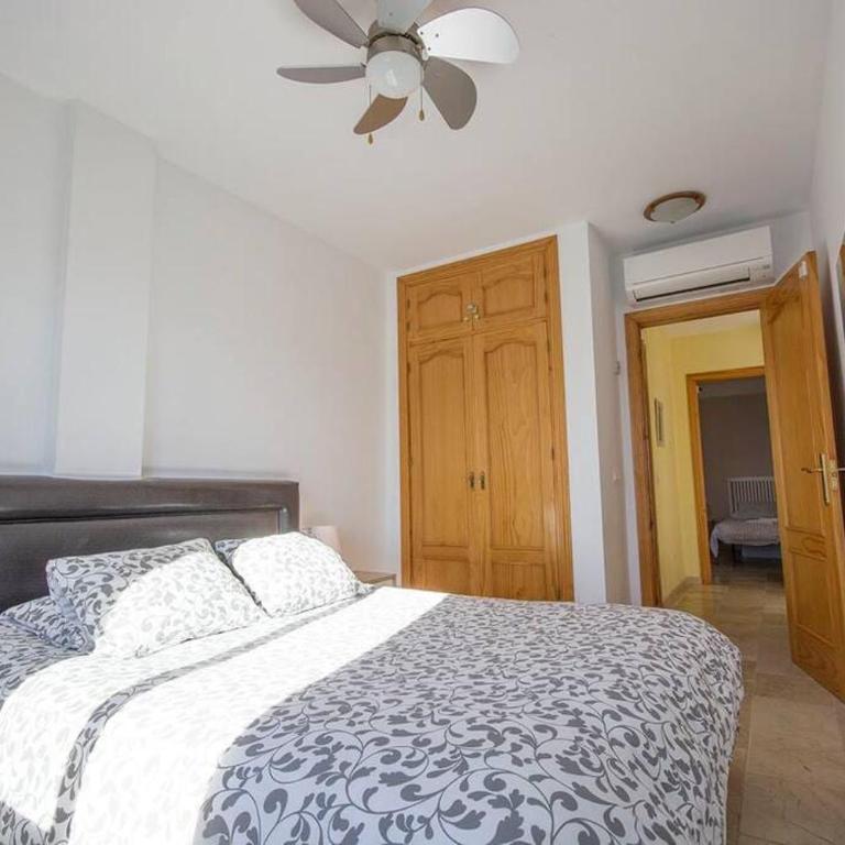Apartamento 33, Frigiliana Spacious family Apartment with large Pool in the town center HansOnHoliday Rentals - Apartamento de 3 dormitorios - 31