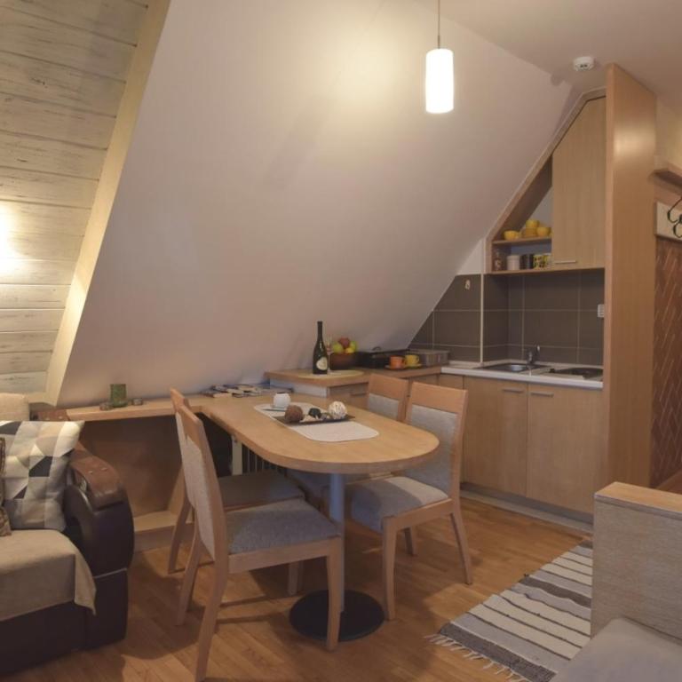 Konaci Kopaonik Lux Apartmani - Studio s Pogledom na Vrt - 4