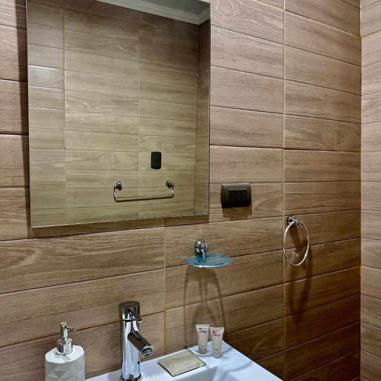 Hostal Umantun - Family Room with Balcony - 4