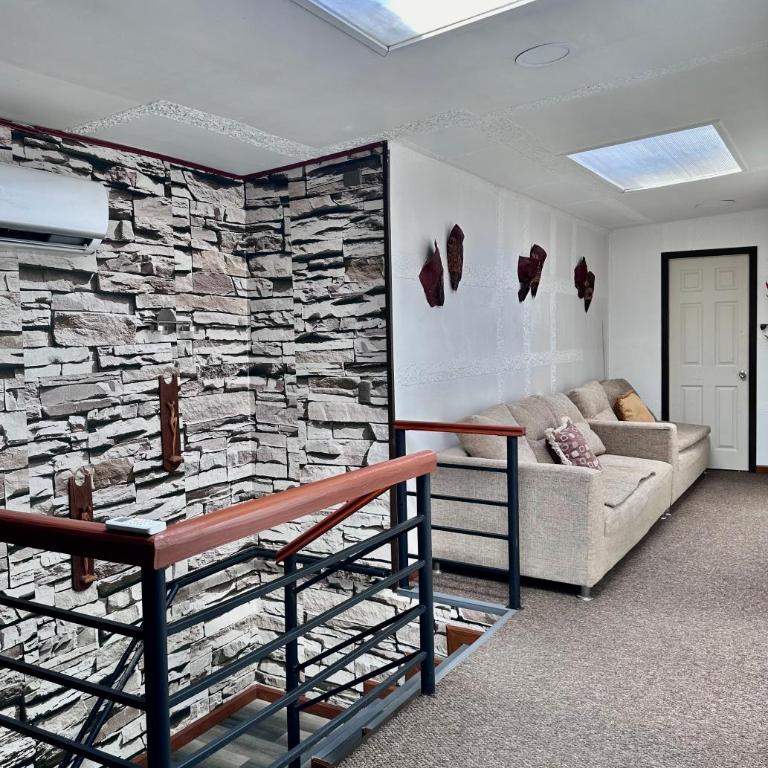 Hostal Umantun - Family Room with Balcony - 3