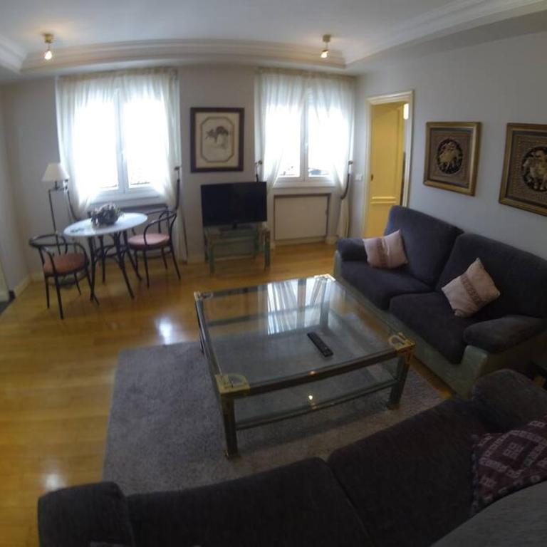 Atico en el centro UAT00614 - Apartamento de 1 dormitorio - 5