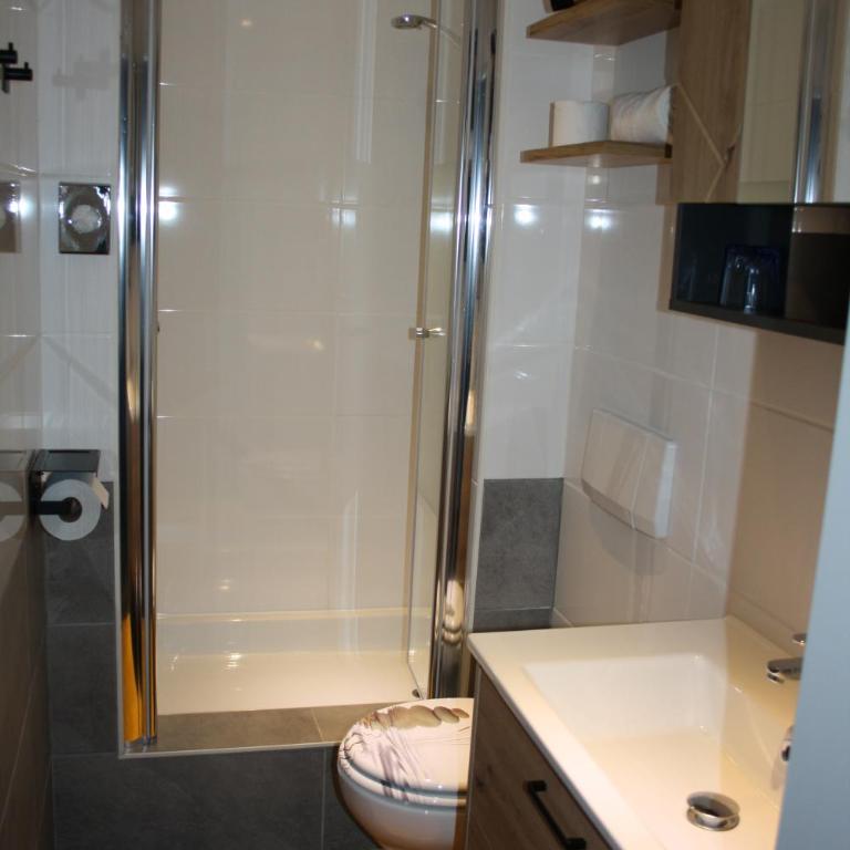 Ferienwohnung am Krausberghof mit Balkon und Parkplatz, 6 Fahrminuten zur Alpentherme Gastein und zur Schlossalmbahn - Apartment mit Balkon - 10