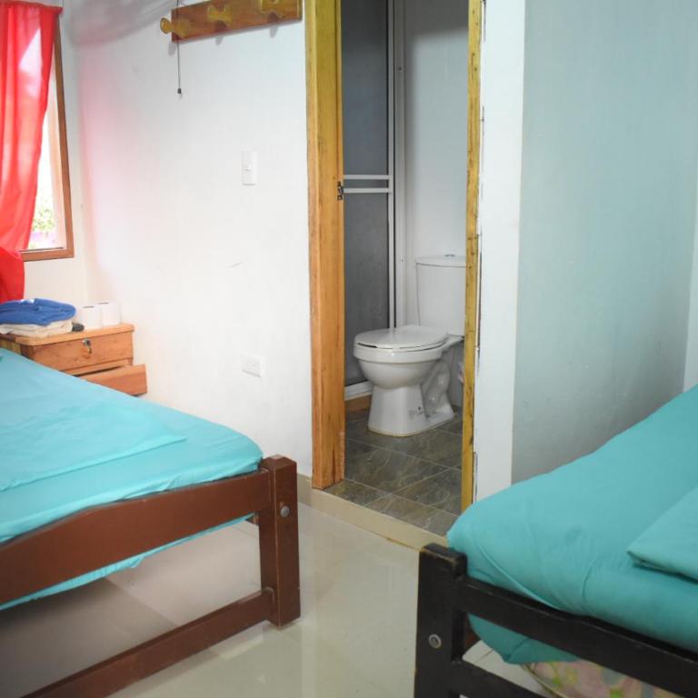 Shaddai restaurante y hospedaje - Habitación Doble Estándar - 2 camas - 7