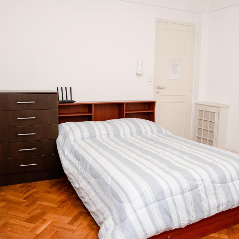 PRIVATE ROOM in a huge multicultural apartment - Habitación Doble - 2