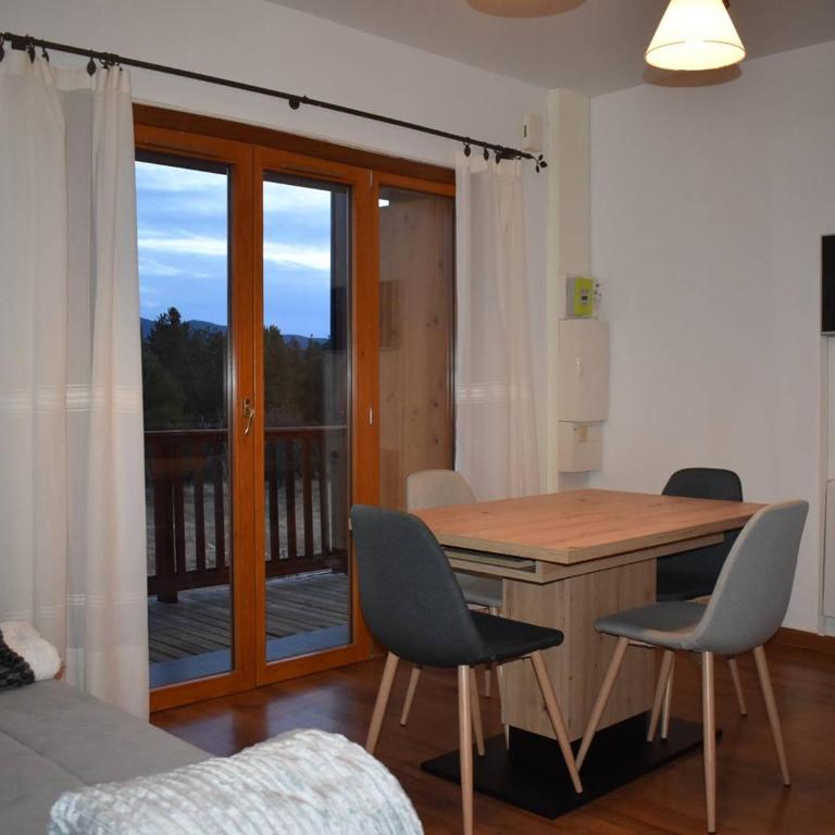 Bel appartement 3 pièces pour 5 pers. avec vue Pyrénées - Appartement 2 Chambres - 2