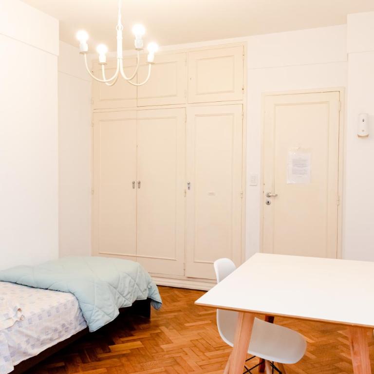 PRIVATE ROOM in a huge multicultural apartment - Deluxe Single Room - 2