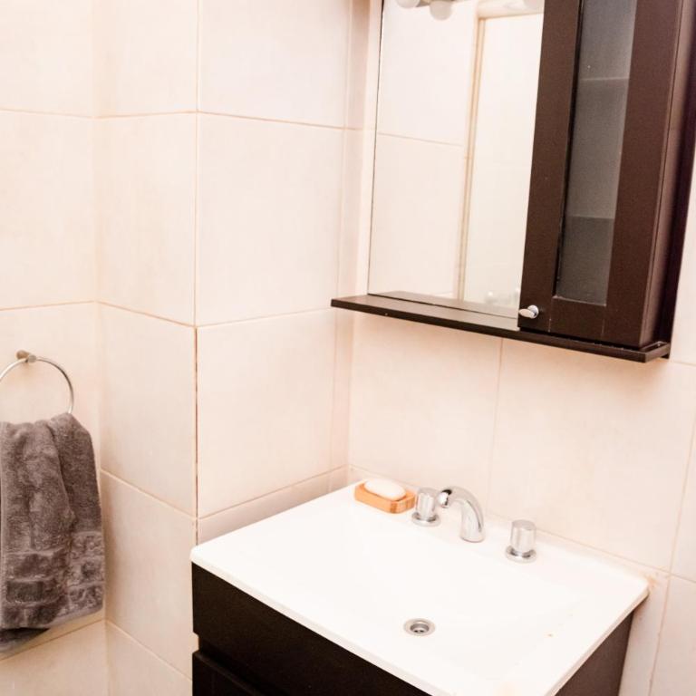 PRIVATE ROOM in a huge multicultural apartment - Habitación Individual con baño privado - 9