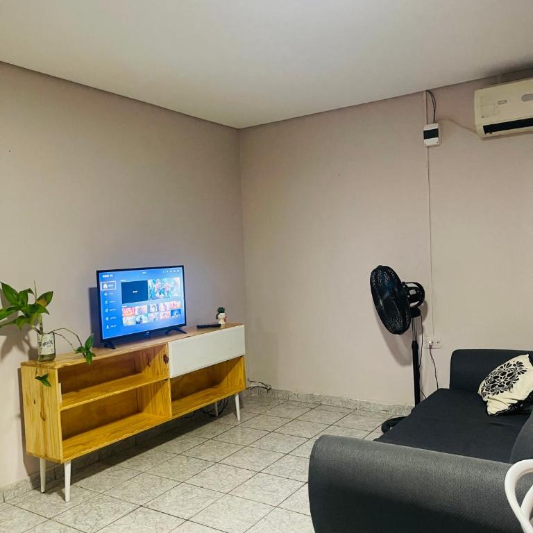 Depto dos habitaciones sobre avenida principal en Cataratas del Iguazú, con wifi - Apartamento de 2 dormitorios con balcón - 18