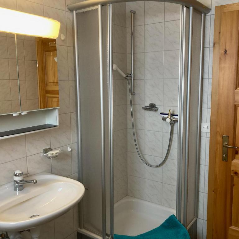 Chalet Pulsatilla - Apartment mit Dusche - 17