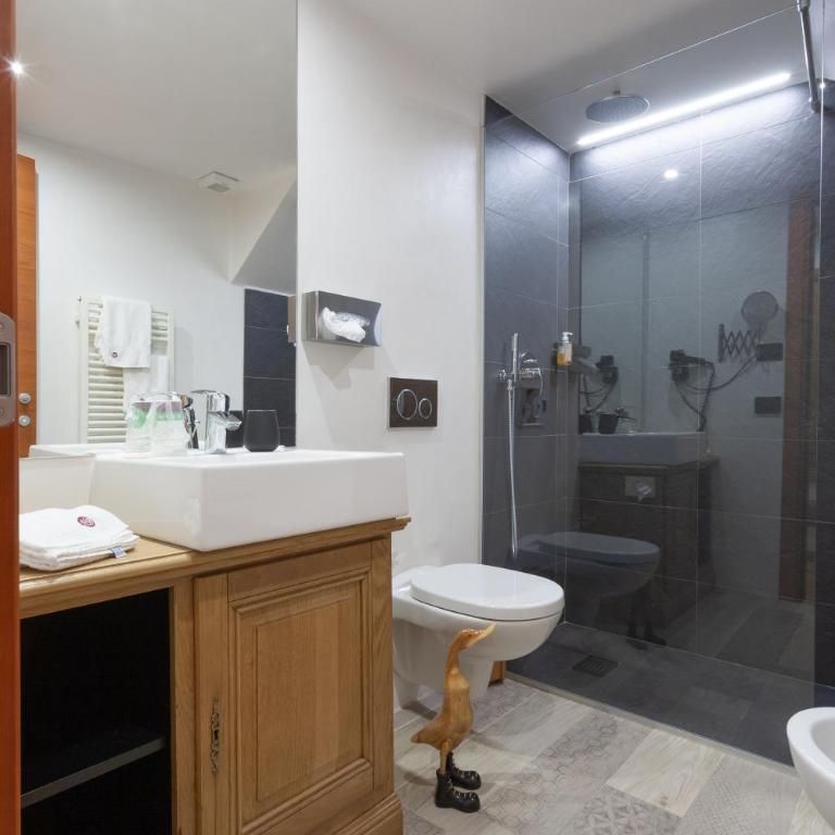 Hotel Berthod - Suite Familiare con Balcone - 4