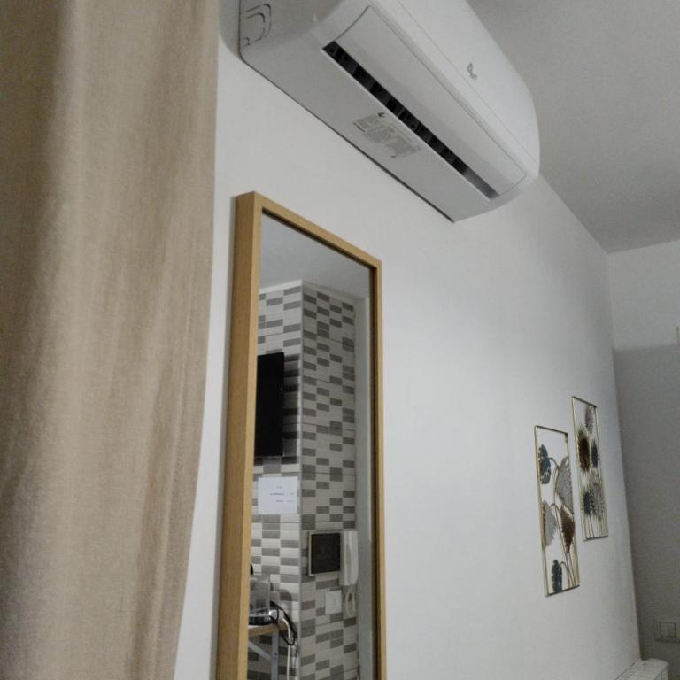 Private Room near Bari Old Town and Center La Pieza - Double Room with Private Bathroom - 9