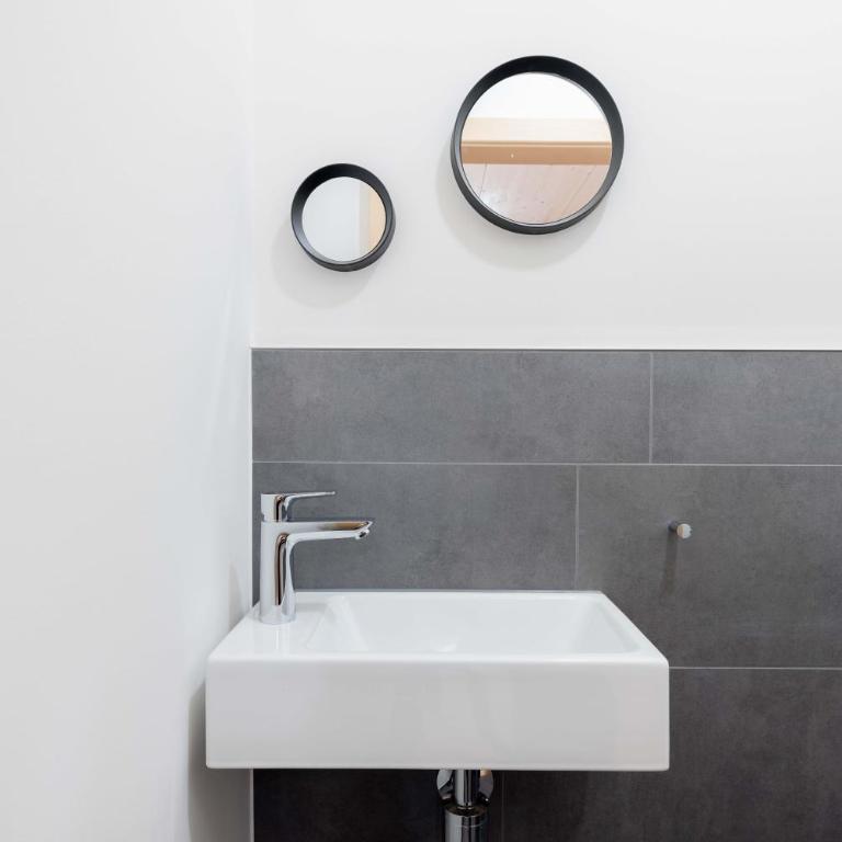 Apartmenthaus A24 - Appartamento con 1 Camera da letto con doccia - 12