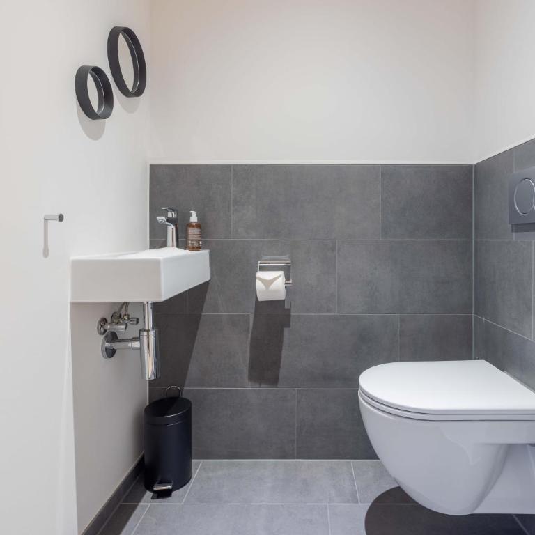 Apartmenthaus A24 - Appartamento con 3 camere da letto e doccia - 6