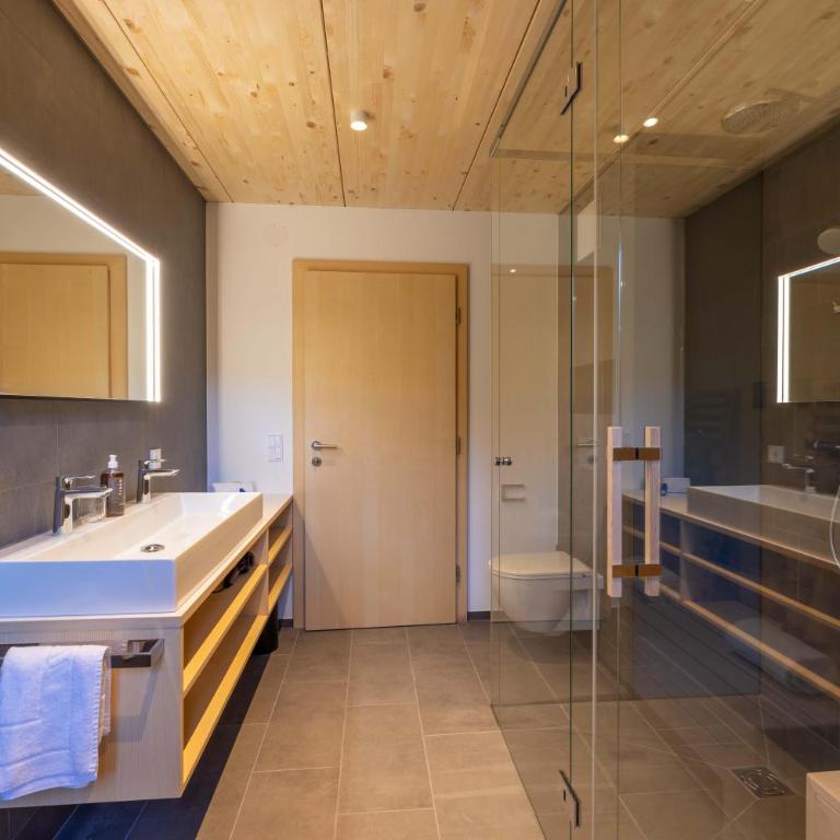 Apartmenthaus A24 - Appartamento con 3 camere da letto e doccia - 16