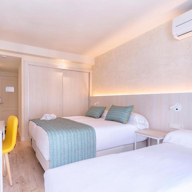 Palmasol - Habitación Doble con vistas a la piscina (3 adultos) - 1