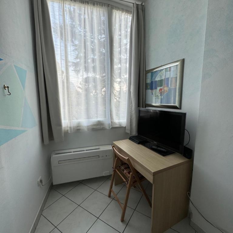Garda Apartments in Euroresidence - Appartamento con 2 Camere da Letto - 11
