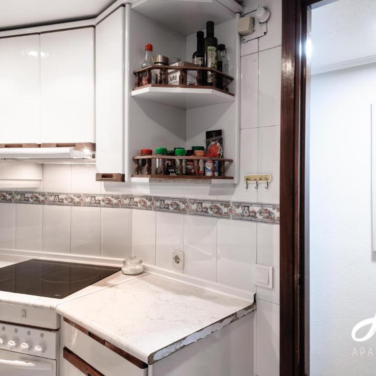 HR-Madrid-Puerta del Sol - Double Room with Private Bathroom - 32