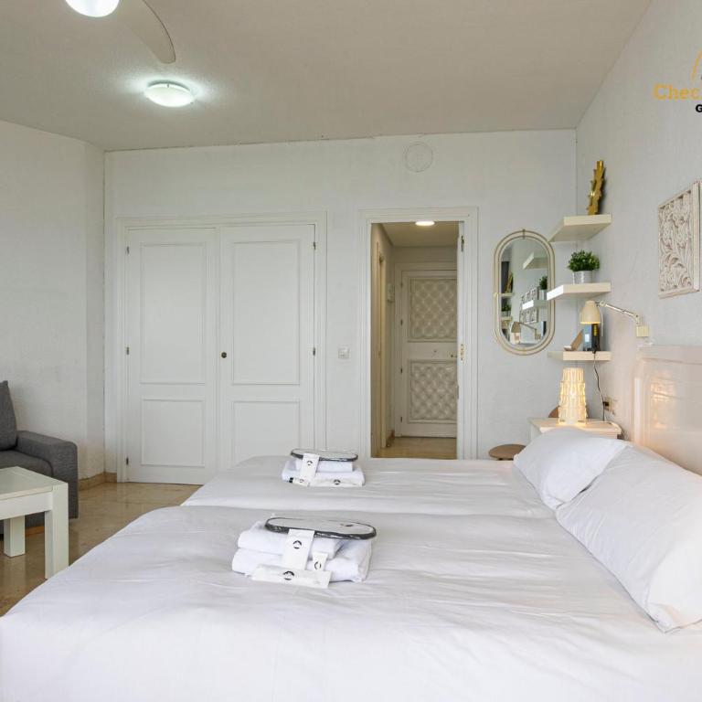 Apartamento Castillo Santa Clara 1º Linea El Trasval - Estudio con balcón - 24